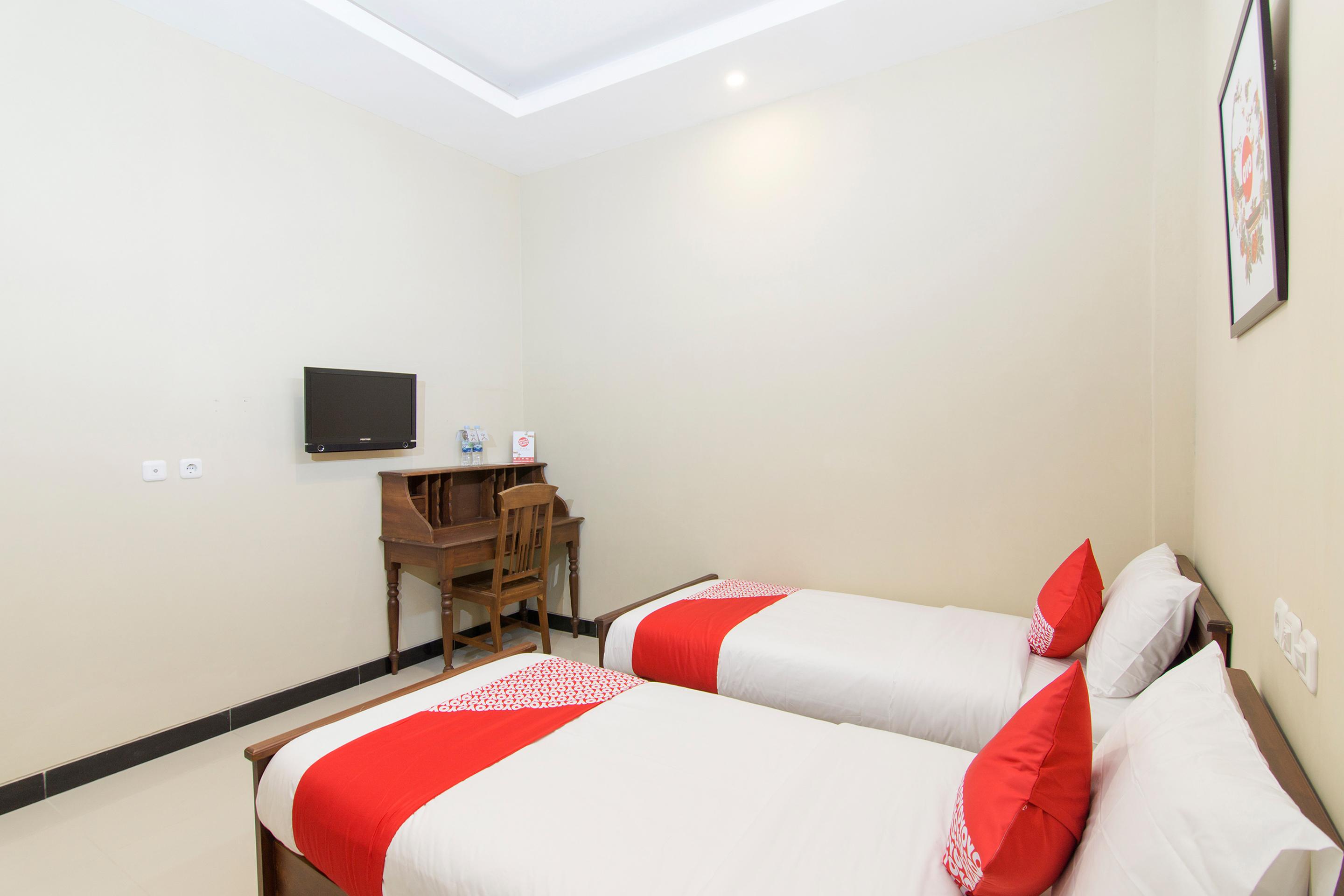 Super Oyo 890 Dewi Fortuna Guest House Maguwo Eksteriør bilde
